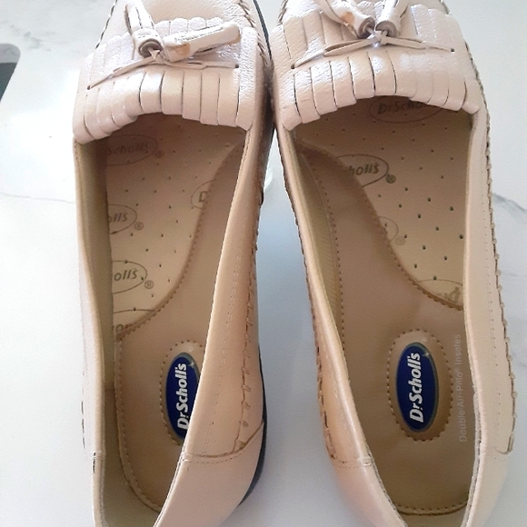 🆕️ Dr Scholl's Cream Size 7 1/2 Loafers Shoes - Picture 9 of 16